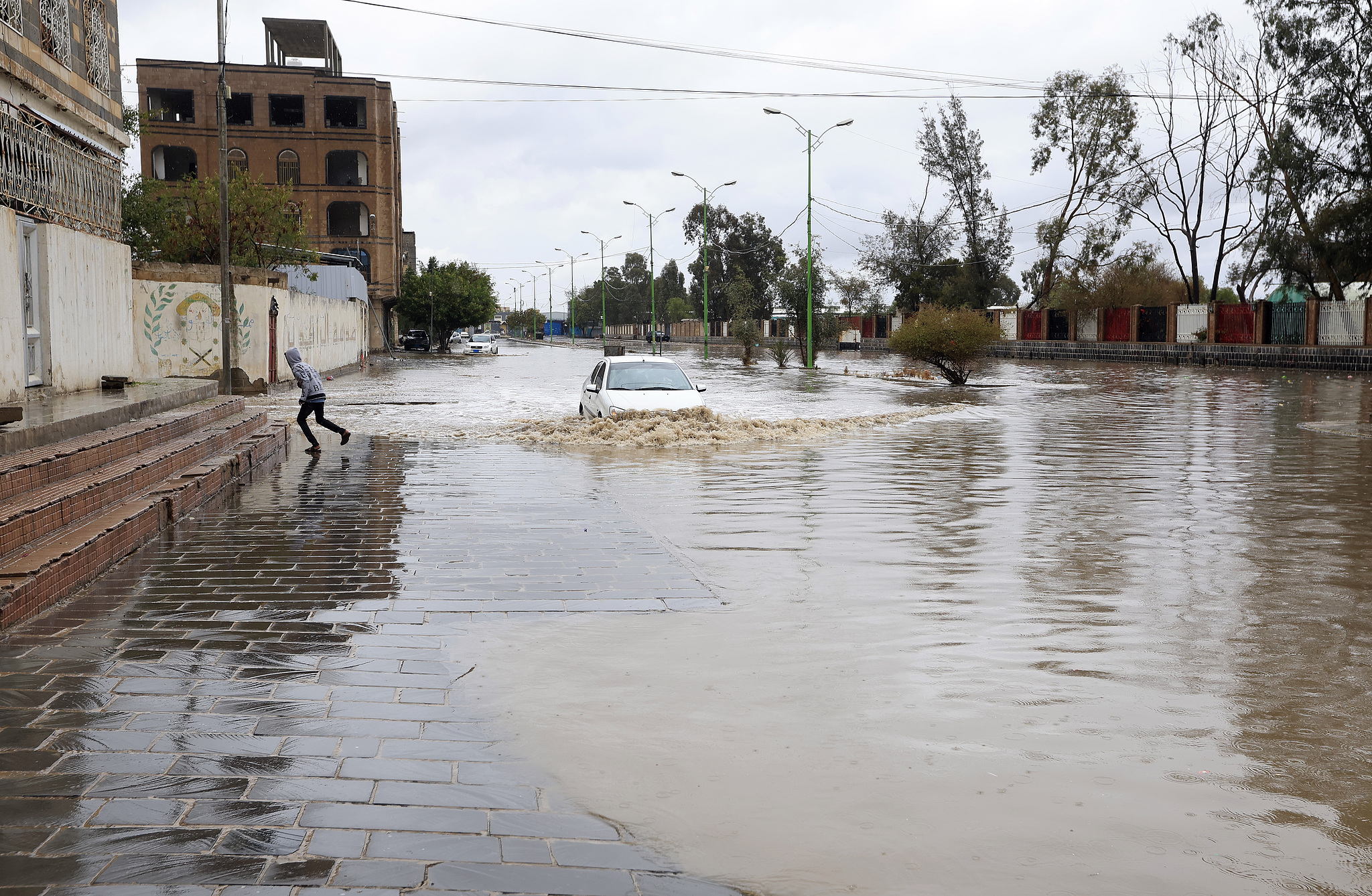 A flooded street following heavy rainfall in Sana'a, capital of Yemen, March 27, 2026. /VCG