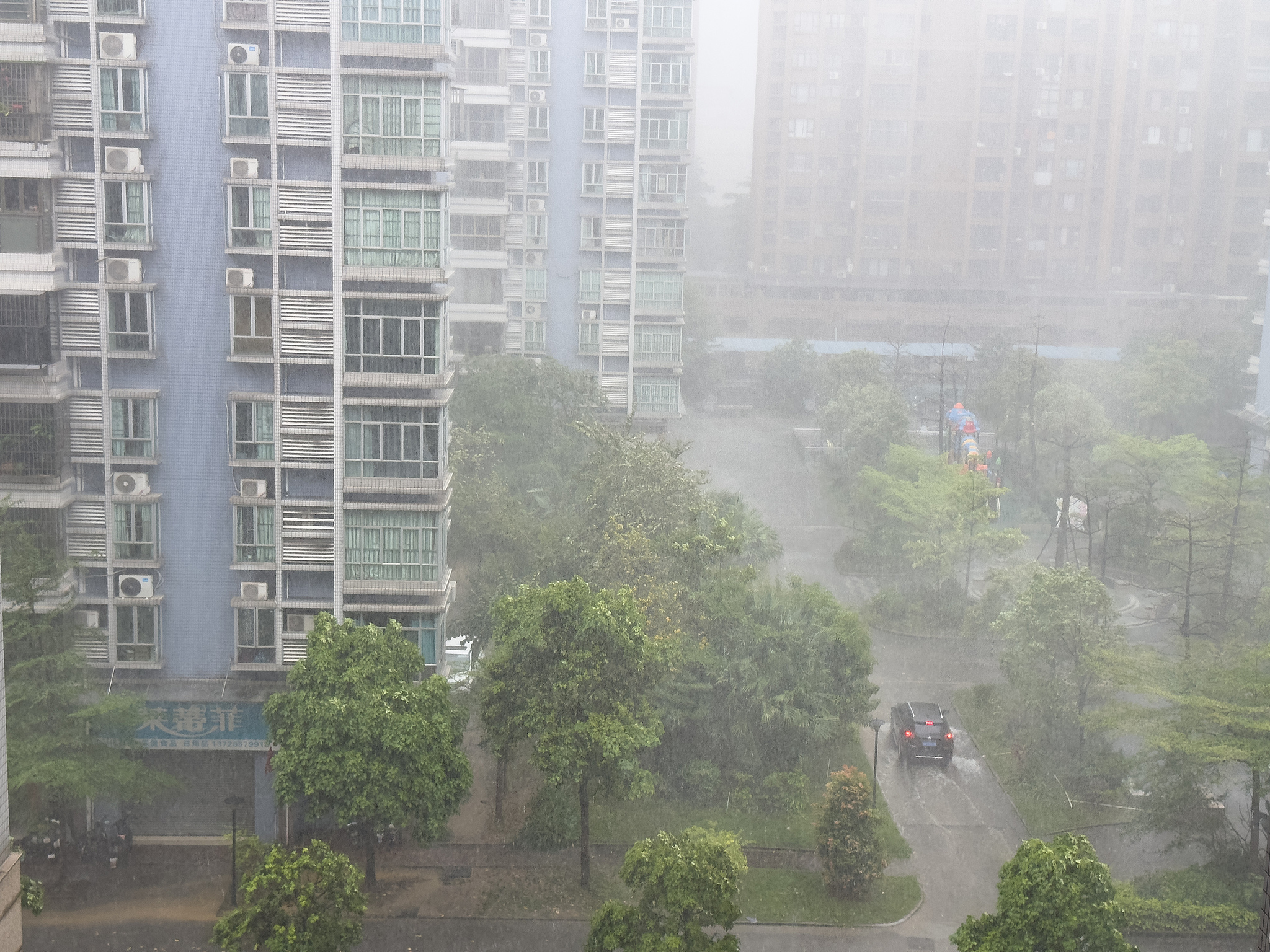 Severe convective weather sweeps Foshan, Guangdong Province, south China, March 29, 2026. /VCG