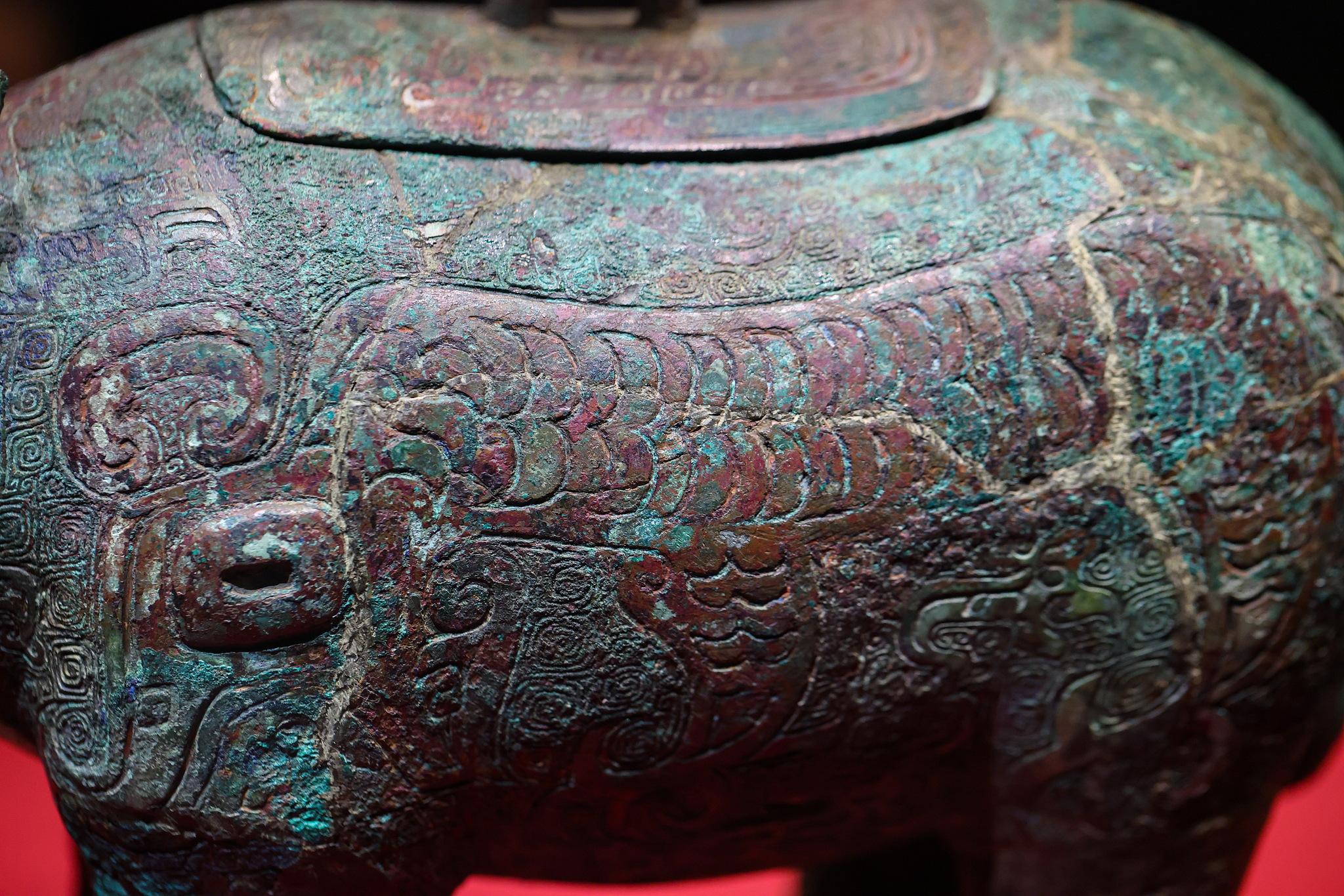 Bronze echoes from the Yin Ruins