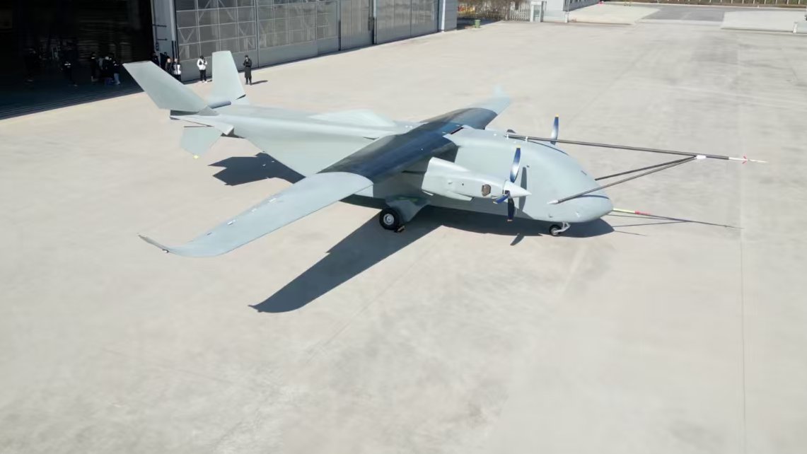 China's first 7-tonne-class large transport drone Changying-8. /CMG