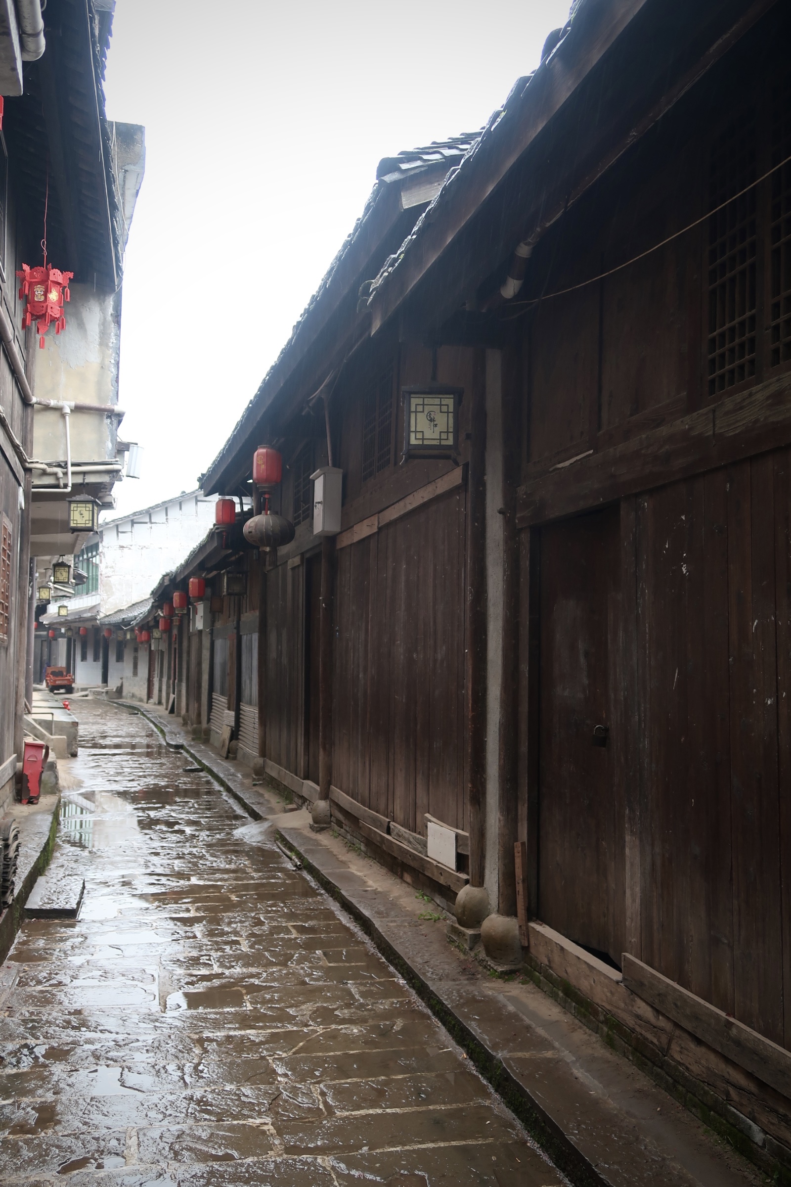 Our Long March: Red Memories of Qinglinkou Ancient Town