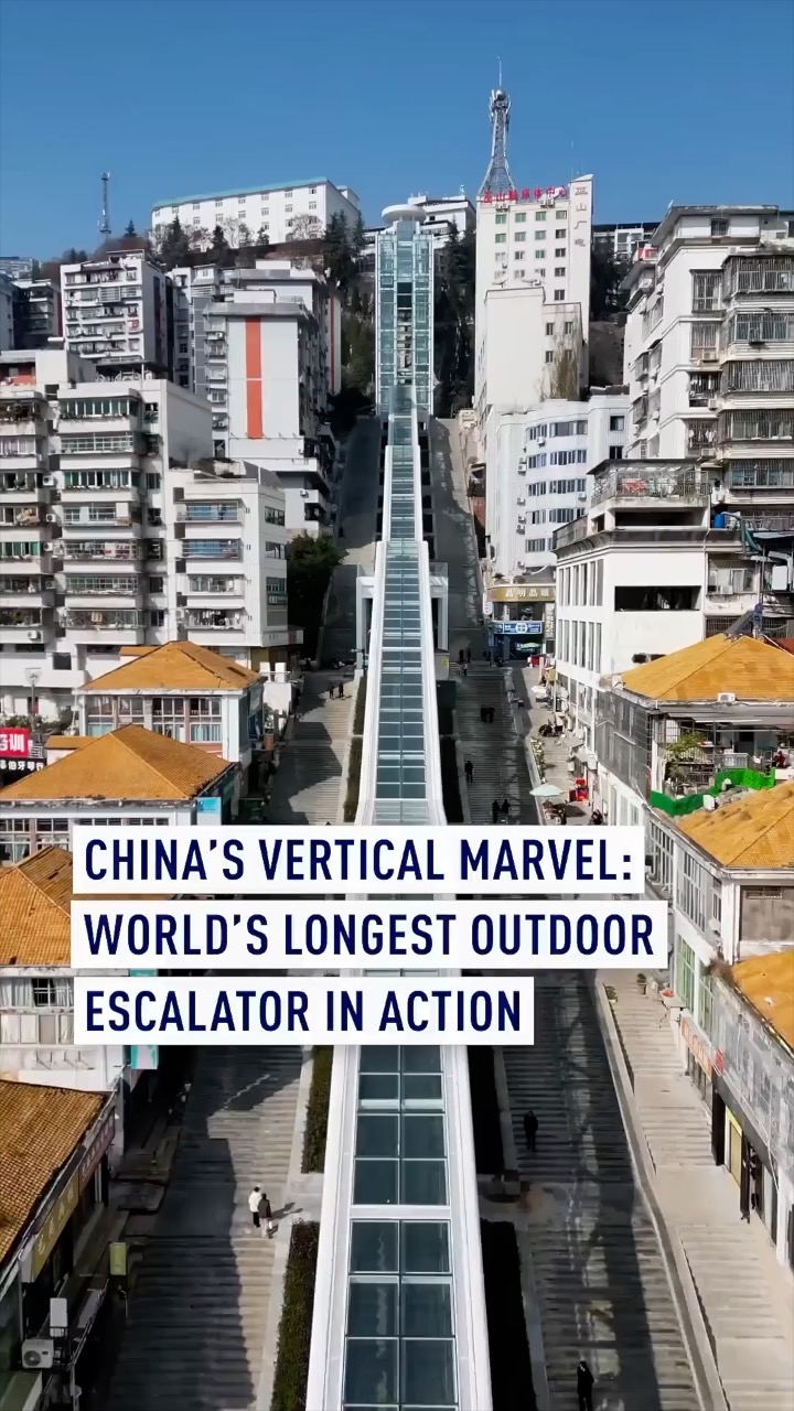 World's longest outdoor escalator put into use in China