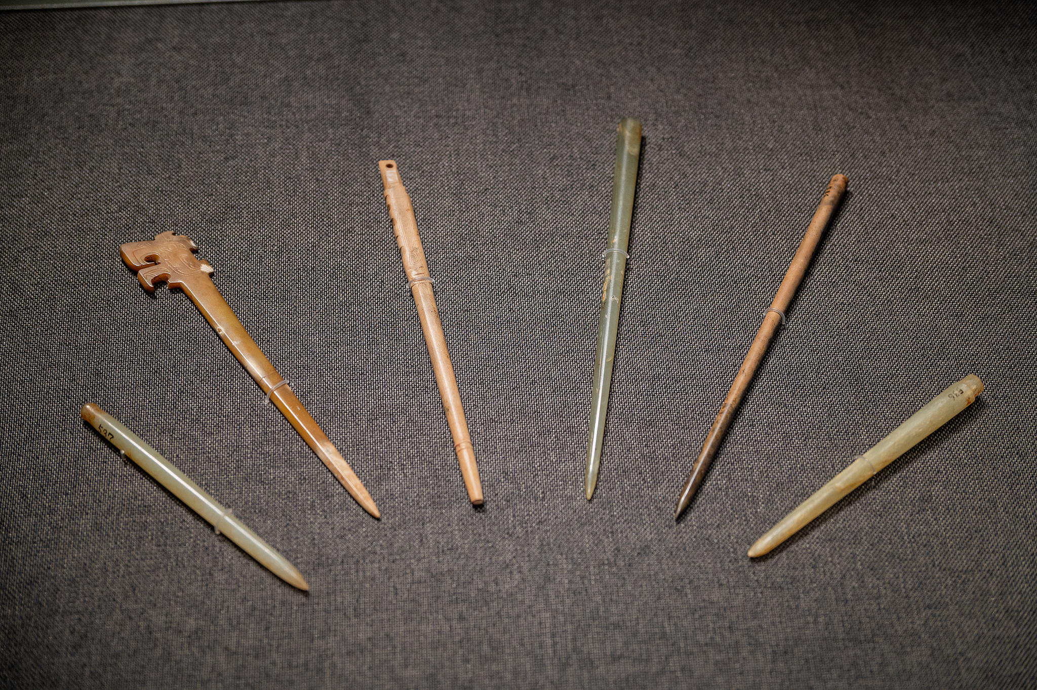 From daily tool to rite of passage: The Ji hairpin in ancient China