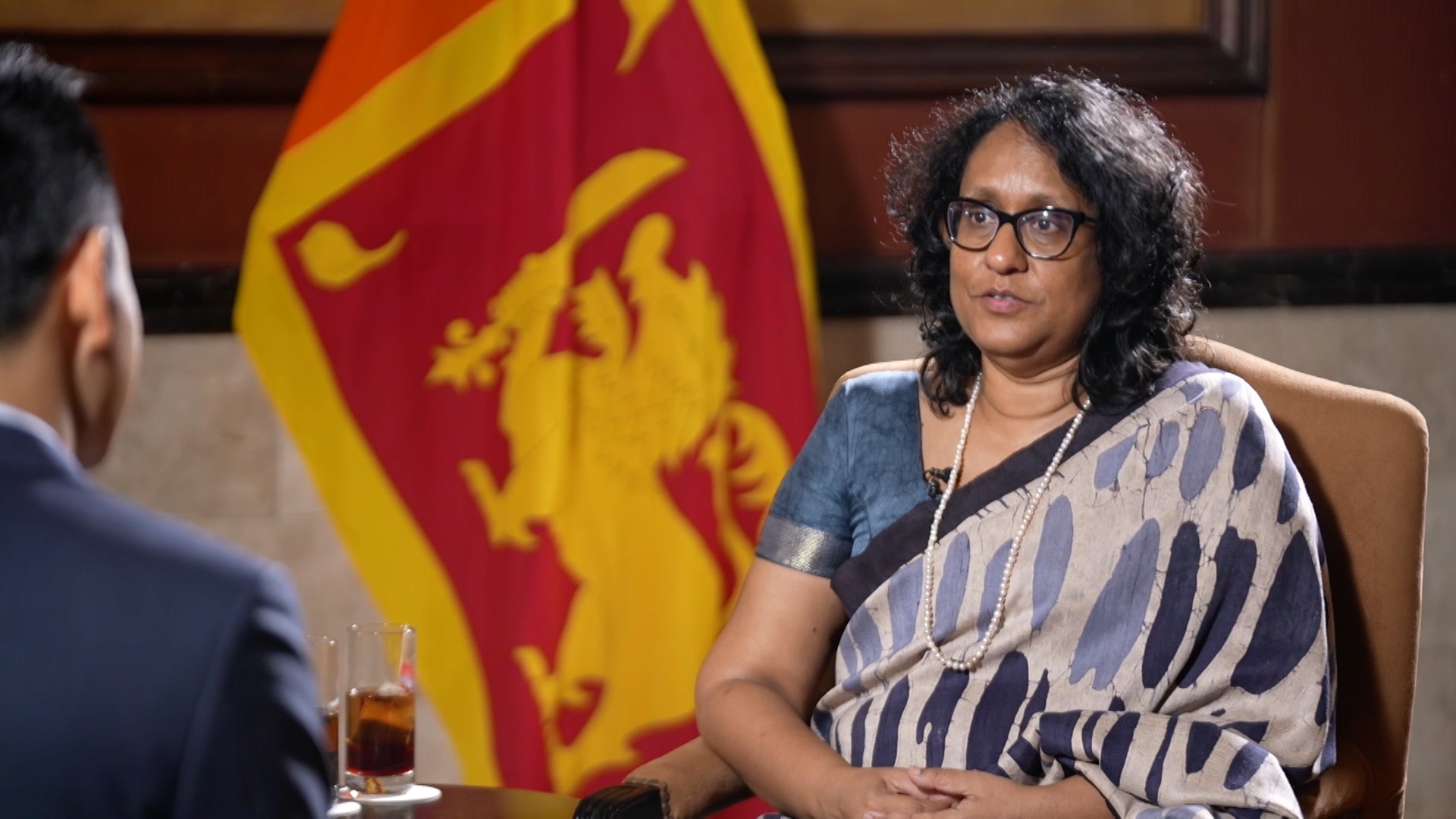 Sri Lankan PM discusses factors behind China's success