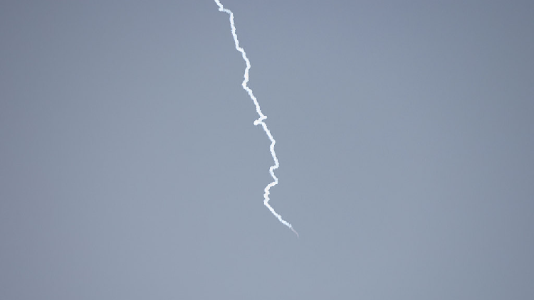 Debris hits Oracle building in Dubai Internet City