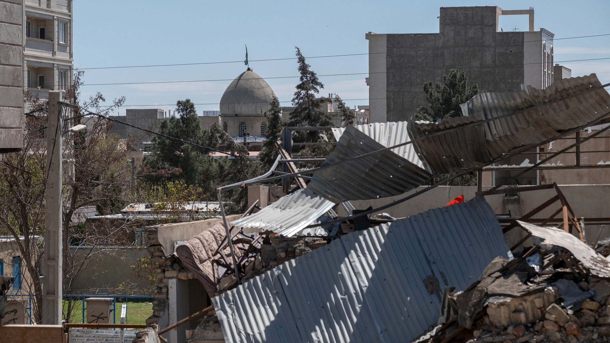 Market sentiment tests credibility of US government