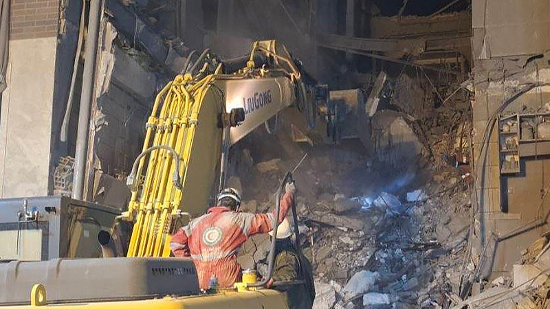 Live: Escalating US-Iran tensions ahead of looming deadline