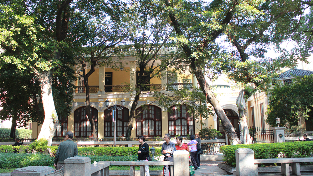 Shamian Island: A popular film location for romantic stories