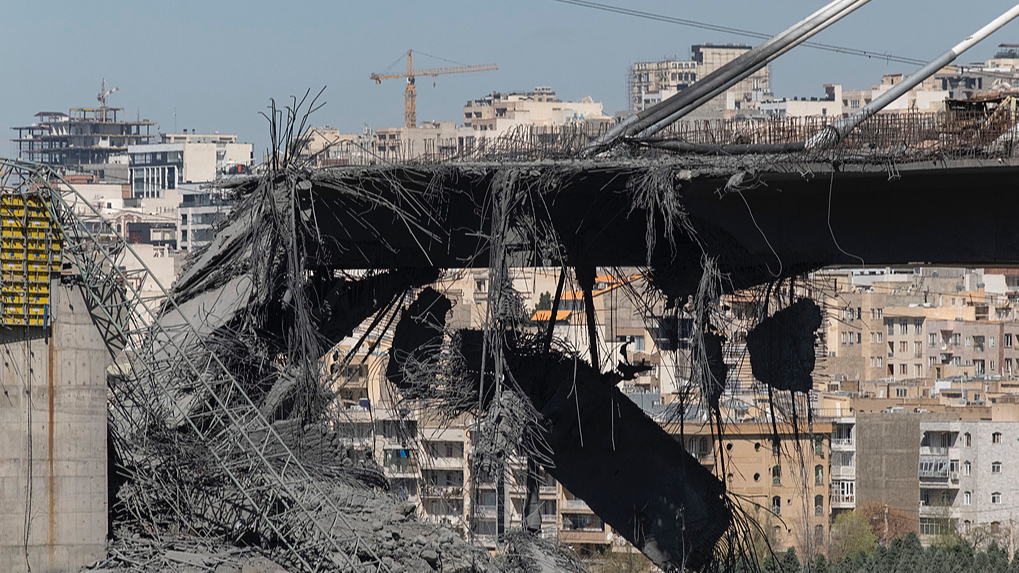 A view of the B1 bridge destroyed during US-Israeli military operations in the city of Karaj, several kilometers west of Tehran, Iran, April 3, 2026. /VCG