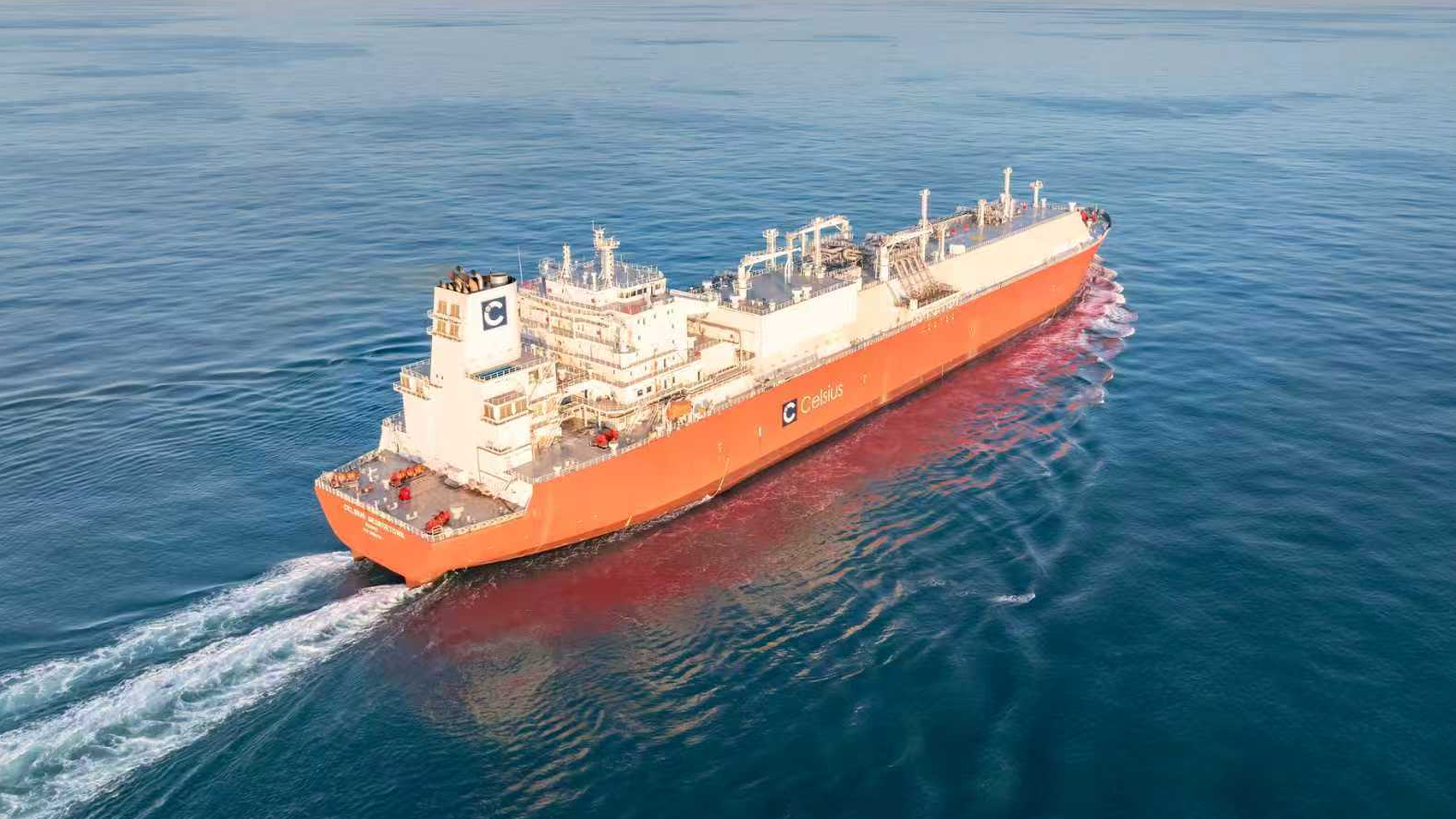 An aerial view of the 180,000-cubic-meter LNG carrier completed by China Merchants Industry Haimen Base in Nantong, Jiangsu Province, on April 8, 2026. /CMG