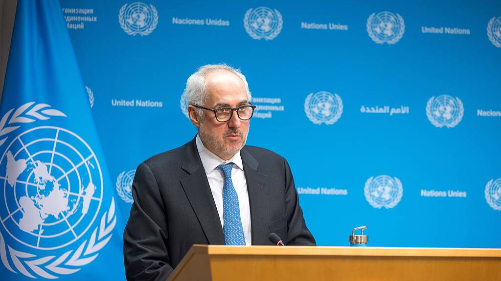 Stephane Dujarric speaks at a press conference at the UN headquarters, New York, March 2, 2026. /VCG