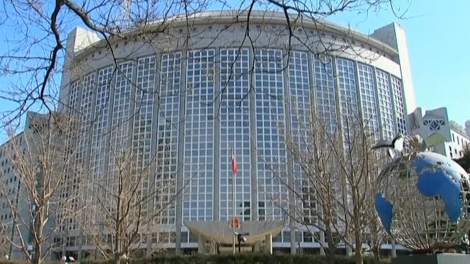 What has China done to push an Iran-US ceasefire?