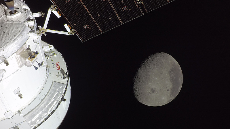 Live: Artemis II crew returns to Earth after the moon flyby