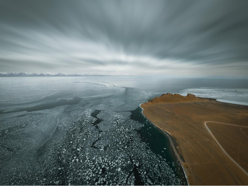 An aerial view of Namtso Lake, southwest China's Xizang Autonomous Region. /VCG