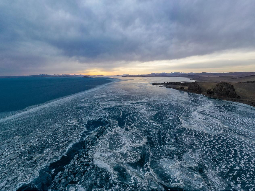 An aerial view of Namtso Lake, southwest China's Xizang Autonomous Region. /VCG