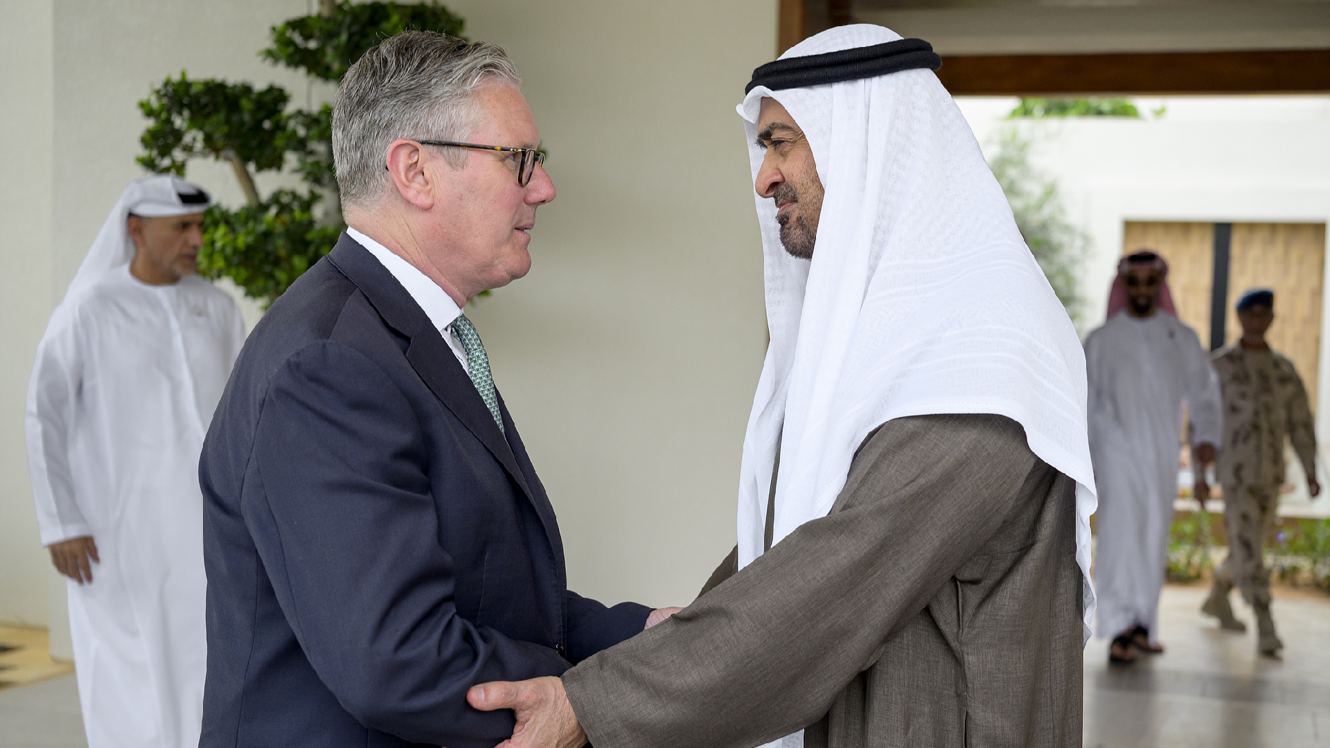 UAE president, Bahraini crown prince discuss Gulf security with UK PM
