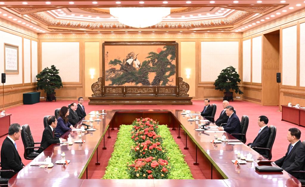 Xi Jinping, general secretary of the Communist Party of China (CPC) Central Committee, meets with a delegation of the Chinese Kuomintang (KMT) party led by its chairwoman Cheng Li-wun in Beijing, capital of China, April 10, 2026. /Xinhua