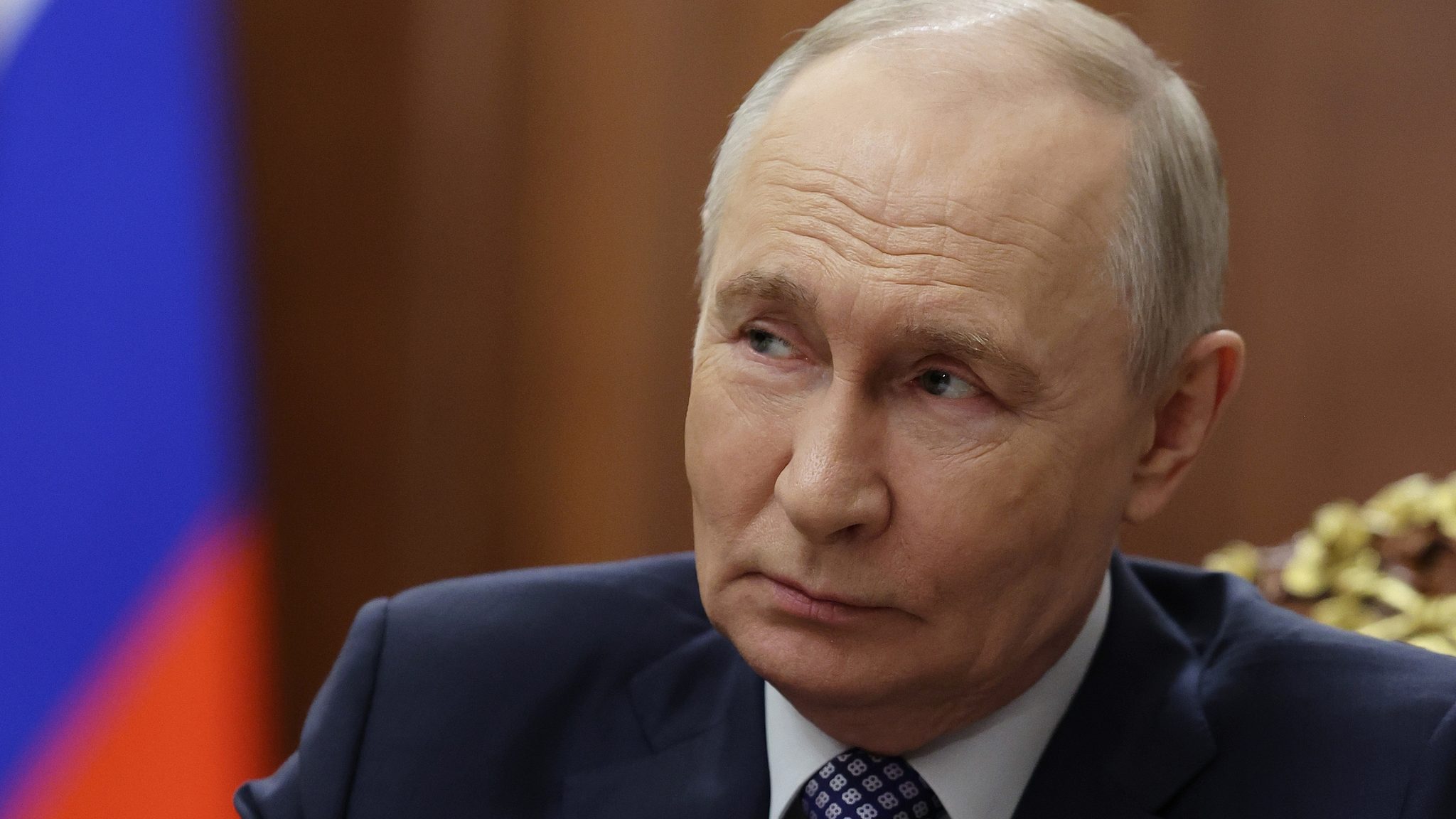 Putin announces Orthodox Easter ceasefire, Zelenskyy agrees