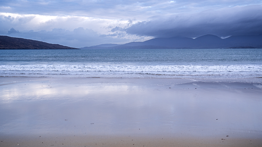 Could unusual Pacific storms signal a 'super El Nino' in 2026?