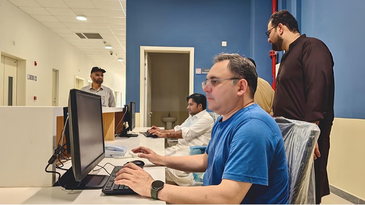 Digital systems and paperless workflows are improving efficiency, transparency and continuity of care. Integrated HMIS-enabled digital workflows support real-time clinical coordination across departments. 