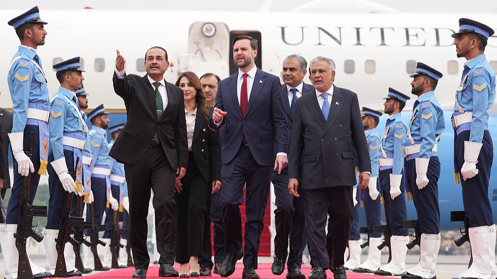 US Vice President JD Vance arrives for talks with Iranian officials at Islamabad, Pakistan, April 11, 2026. /VCG