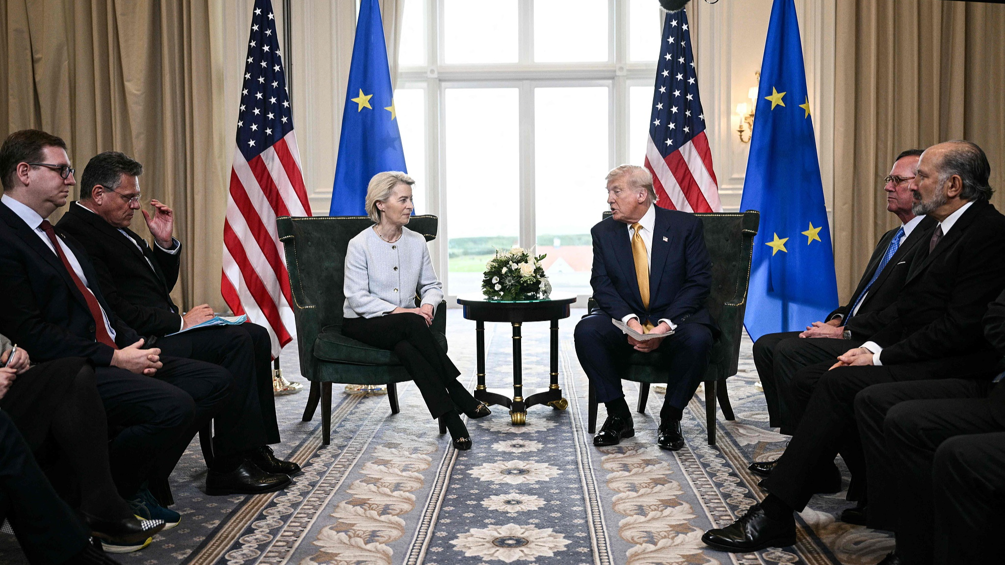 US President Donald Trump and European Commission President Ursula von der Leyen speak to the press following their meeting, in Turnberry, Scotland, July 27, 2025. /CFP
