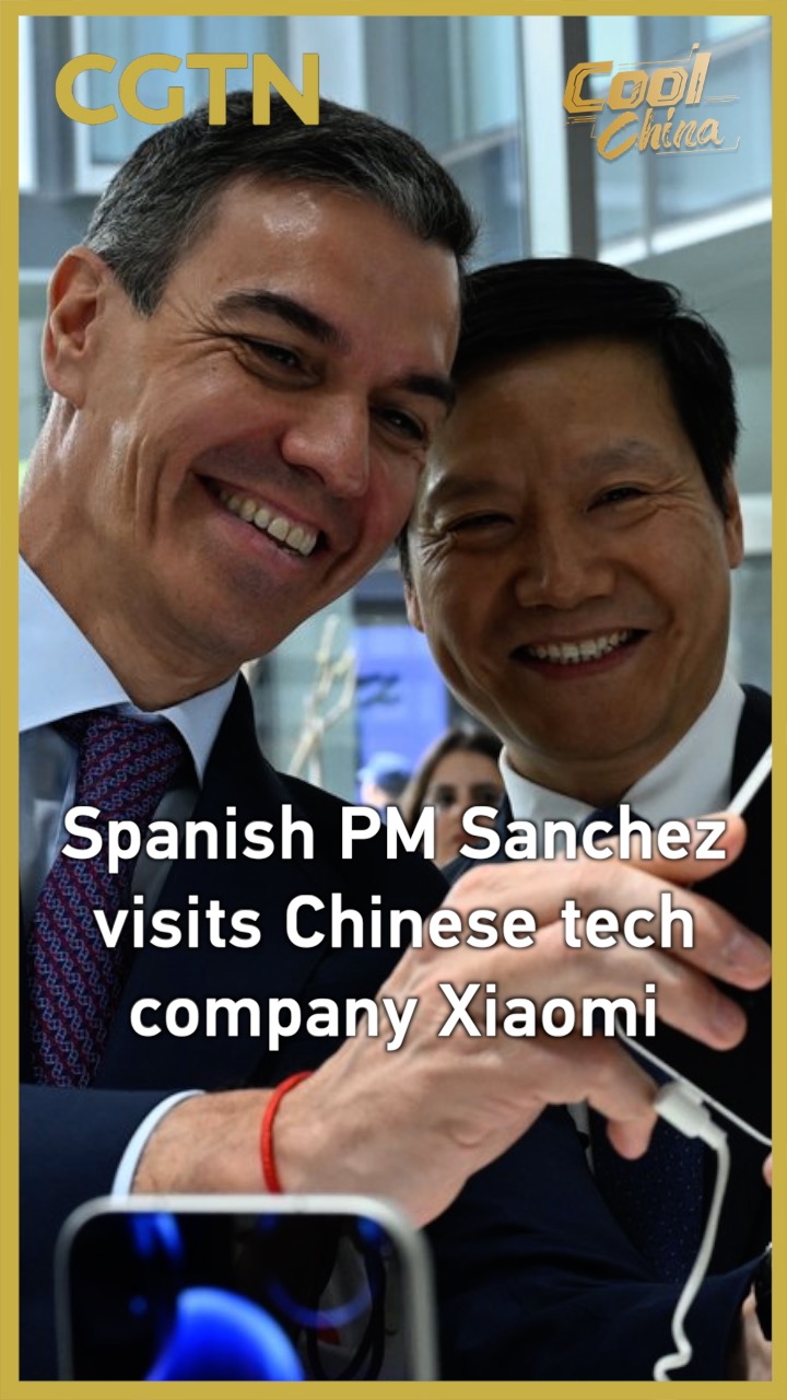 Spanish PM Sanchez visits Chinese tech company Xiaomi