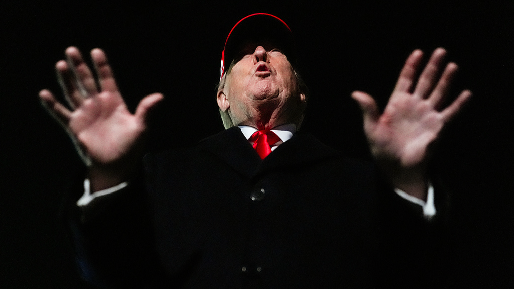 Trump vows to 'eliminate' any Iranian ship that nears a US blockade