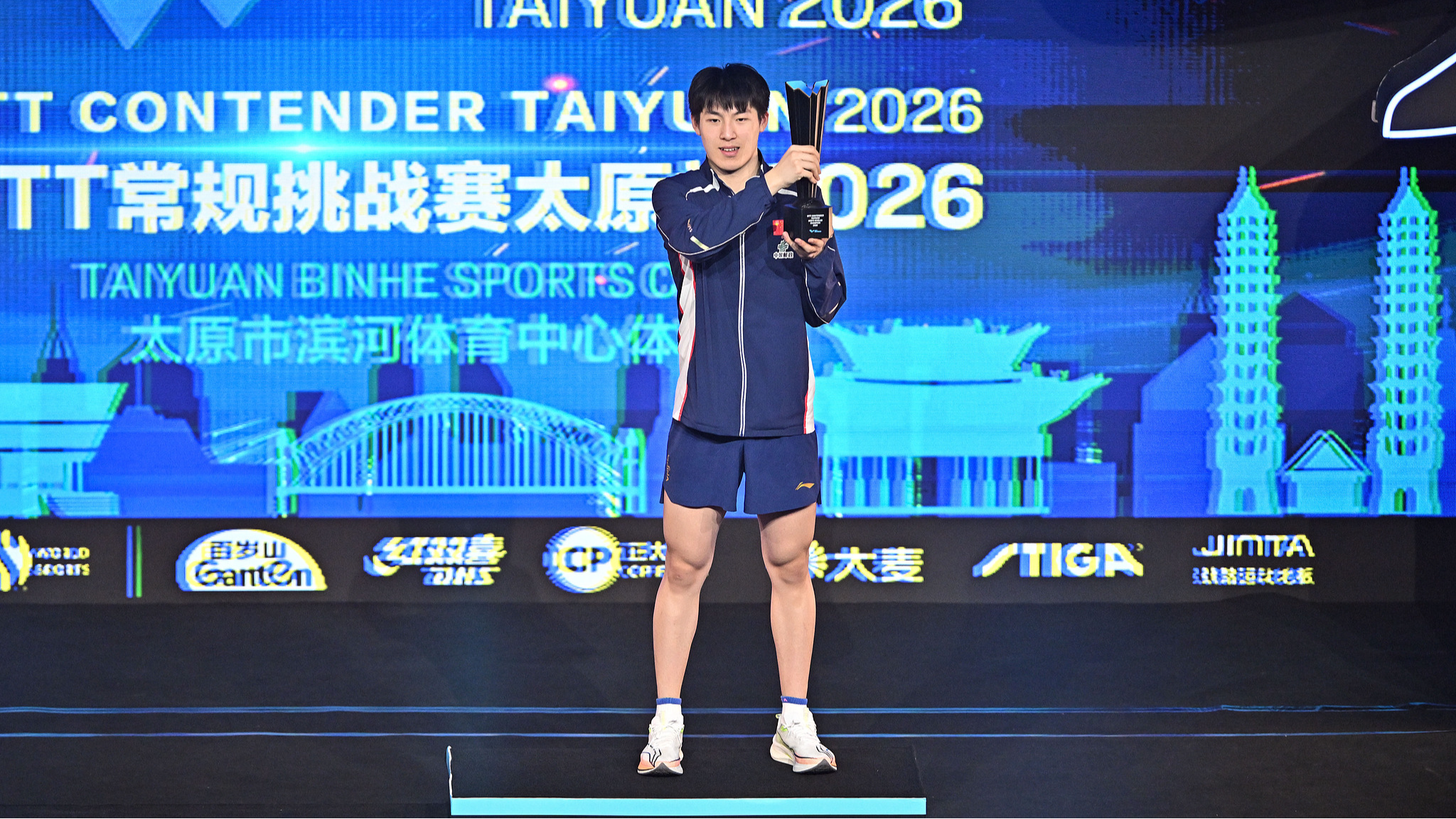 Wen Ruibo clinches men's singles title at WTT Contender Taiyuan