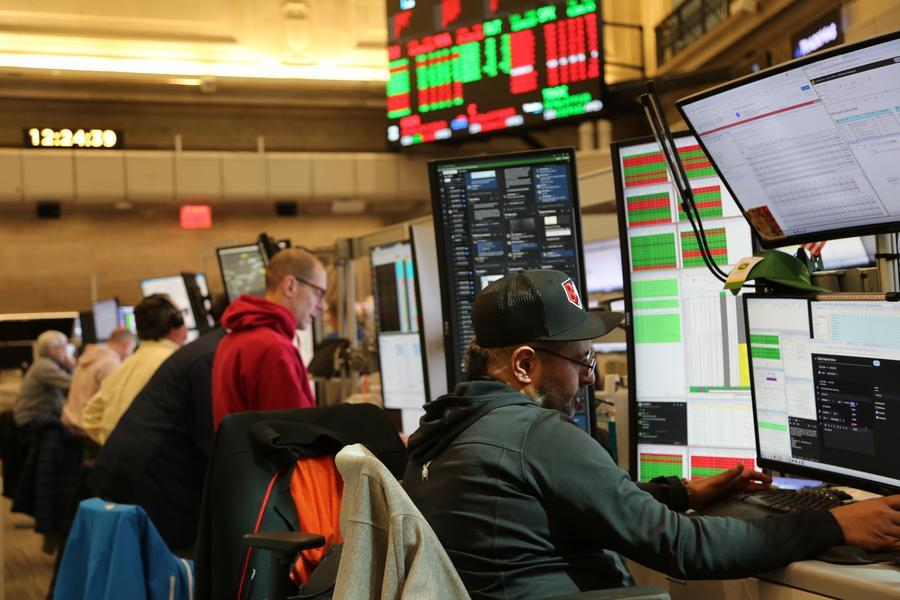 Traders work on the floor of the New York Stock Exchange in New York, the United States, March 2, 2026. /Xinhua