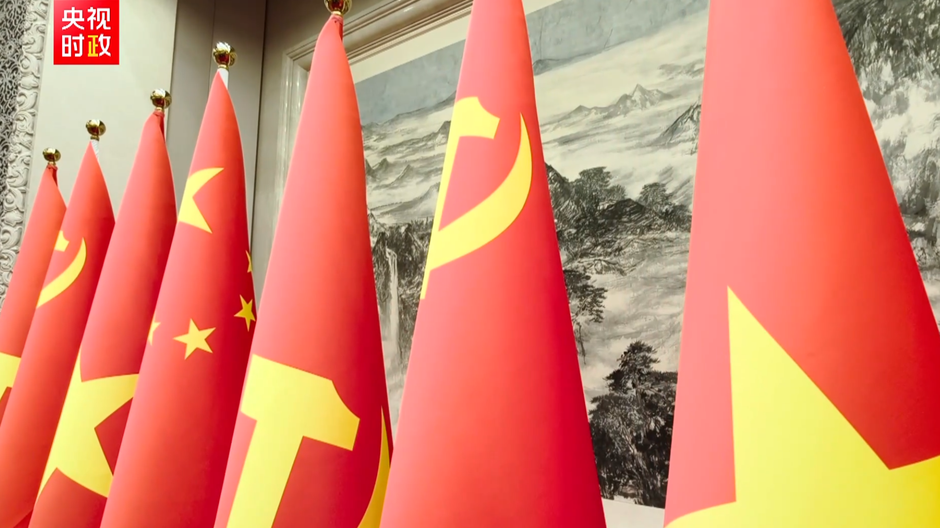 Xi Jinping, To Lam attend cooperation document signing ceremony
