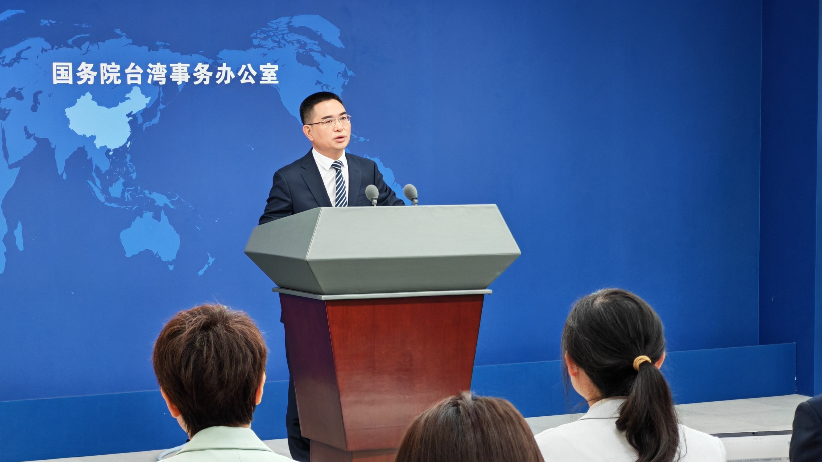 Chen Binhua, spokesperson for the State Council Taiwan Affairs Office, speaks at the press conference, Beijing, April 15, 2026. /CMG