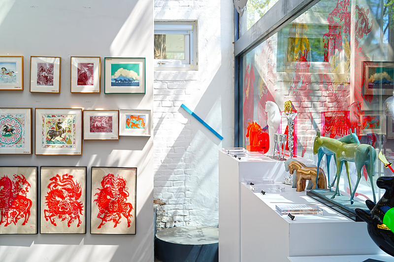 798 Art District: Industrial backdrops and cinematic finds