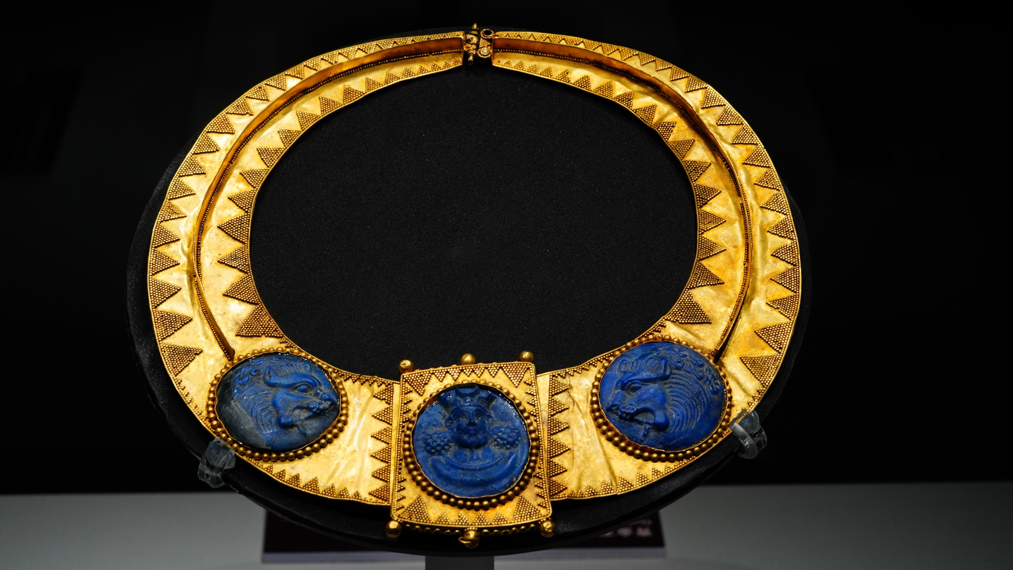 Amid the flames, a 'galaxy' endures: Persian treasures glow in China