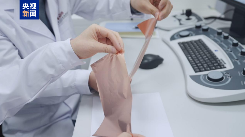 Chinese researchers have succeeded in developing an ultra-thin copper foil material simultaneously featuring the properties of ultrahigh strength, high conductivity and high thermal stability. /CMG