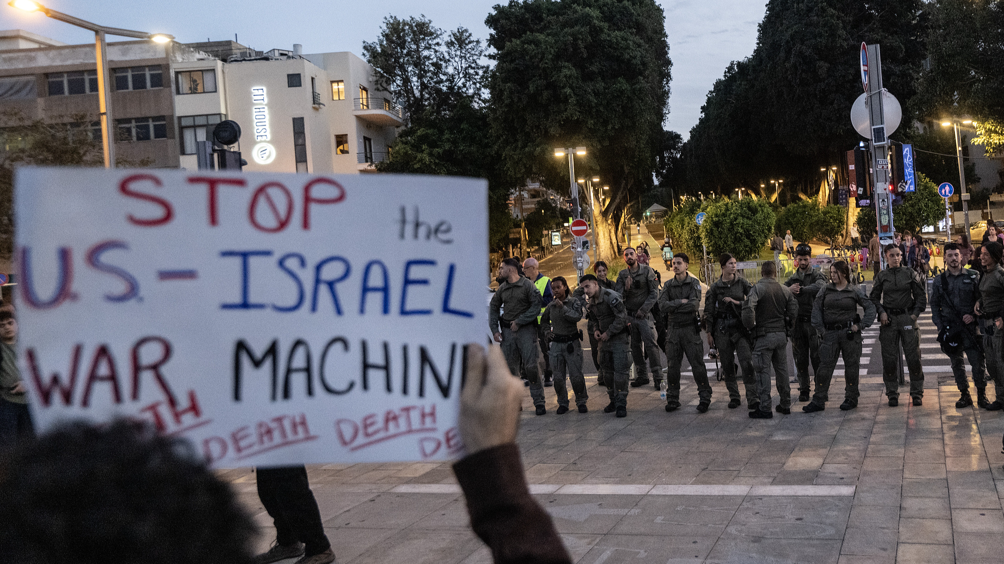 Huge cost of the Iran war is biting America