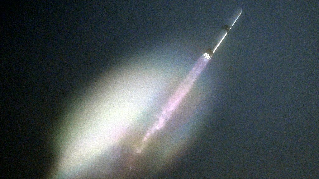 Blue Origin probing rocket's failure to deliver satellite