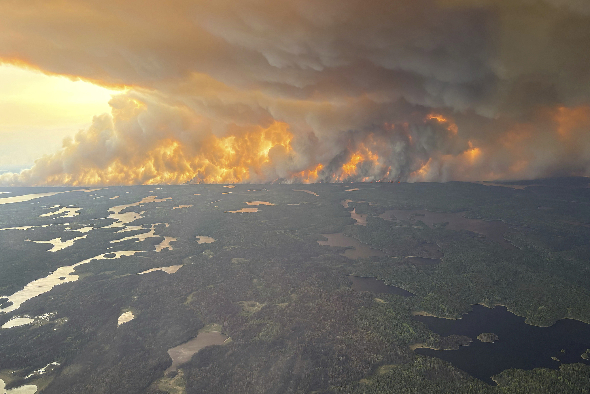 Wildfires in Flin Flon, Manitoba, Canada, May 27, 2025. /VCG
