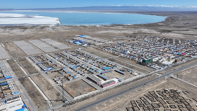 Well-arranged government-funded resettlement houses, Jianshanzi Village, Barkol, China's Xinjiang Uygur Autonomous Region, April 19, 2026. /CFP 