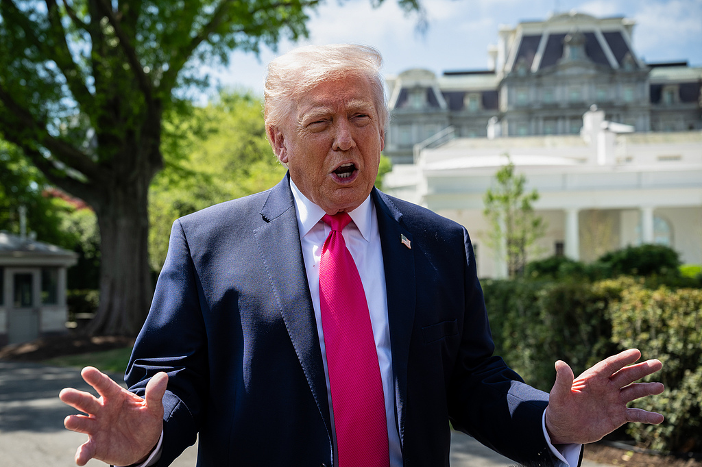 US President Donald Trump speaks to members of the media on the South Lawn of the White House before boarding Marine One in Washington, D.C., US, on April 16, 2026. /VCG