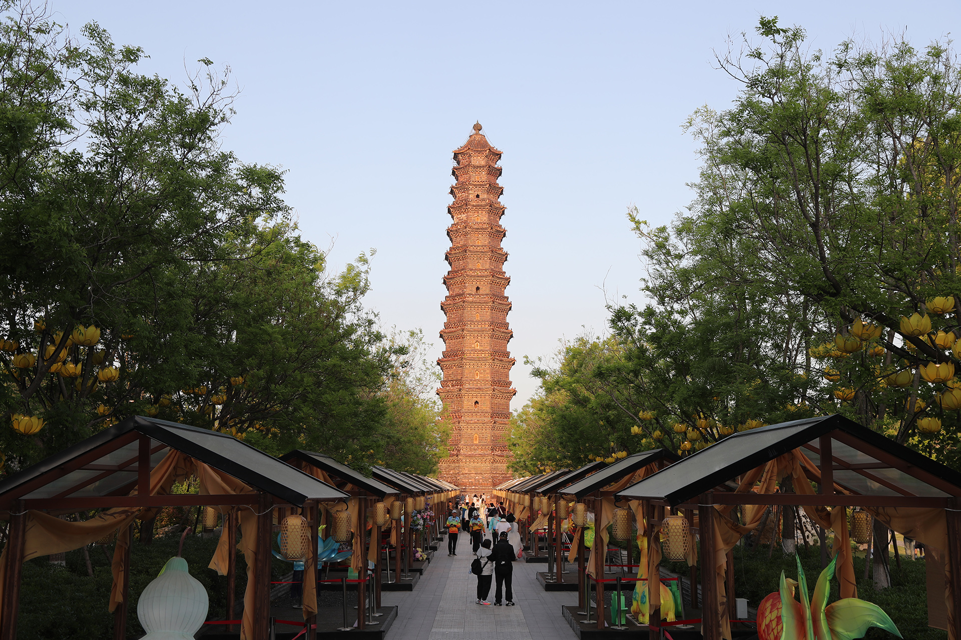 A view of the Iron Pagoda in Kaifeng, Henan Province. /CGTN