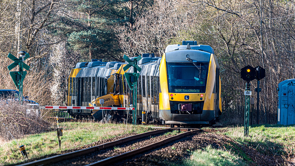 Two trains have collided between Hilleroed and Kagerup, north of Copenhagen, Denmark, April 23, 2026. /VCG