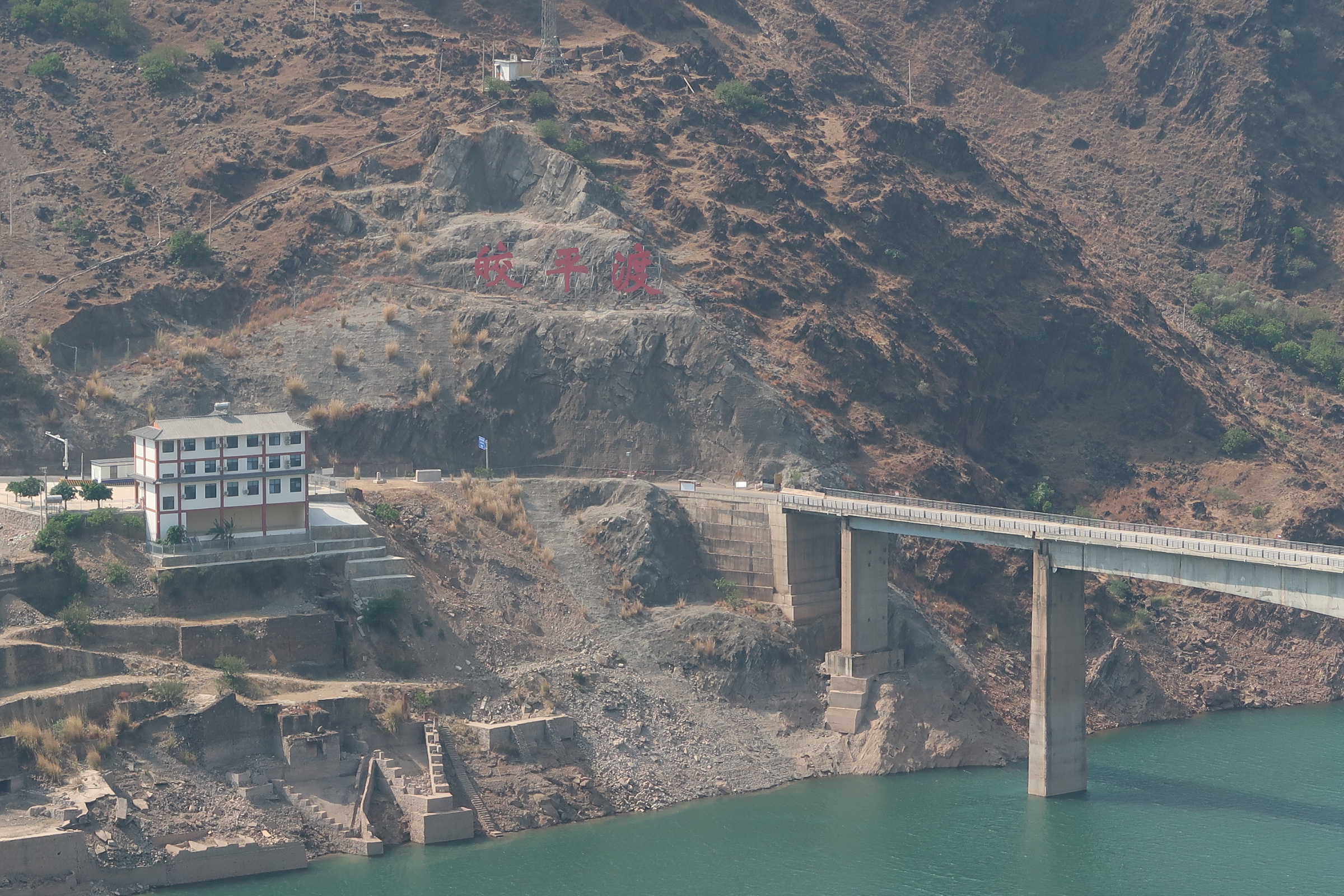 How Six Boats Saved 30,000 Soldiers