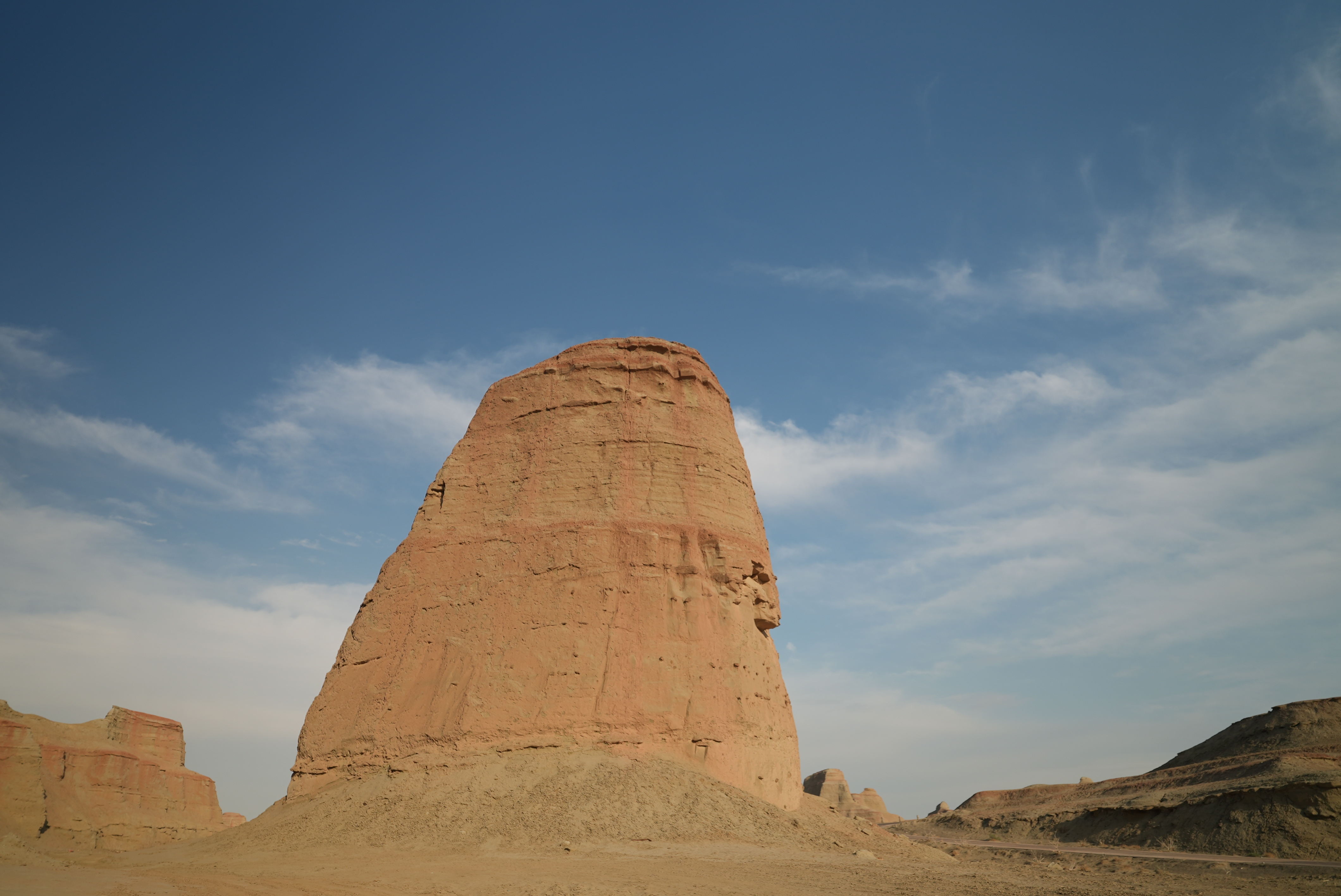 Wind-sculpted rocks of Urho Ghost City in Xinjiang /CGTN