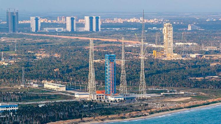 China unveils commercial space standards system