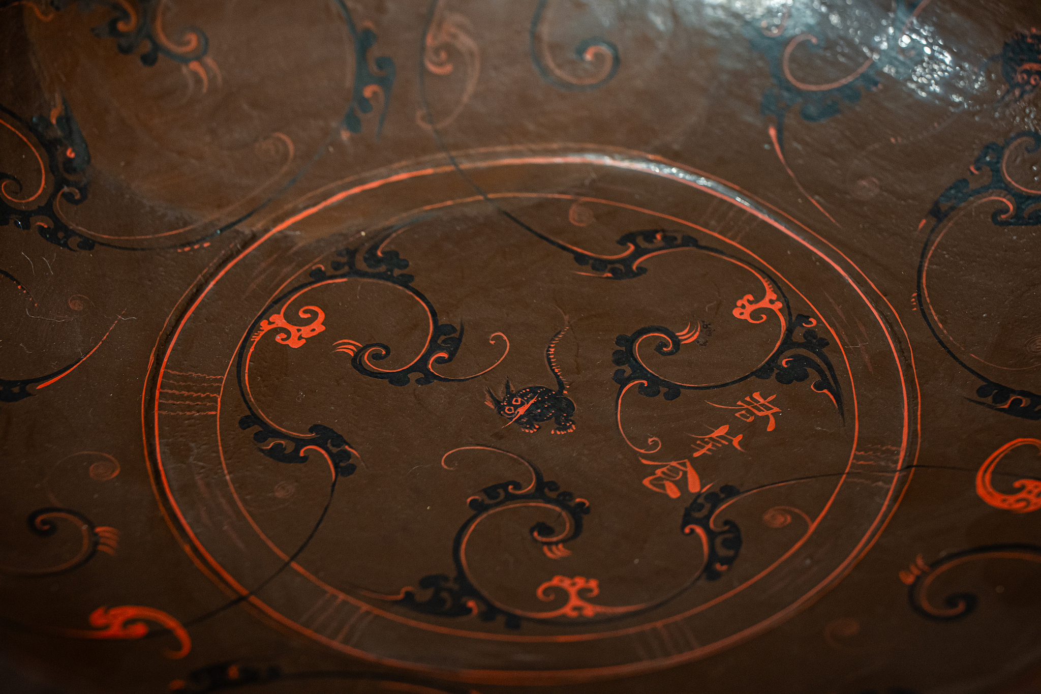 Guardians of the table: Cats on Han-dynasty lacquerware