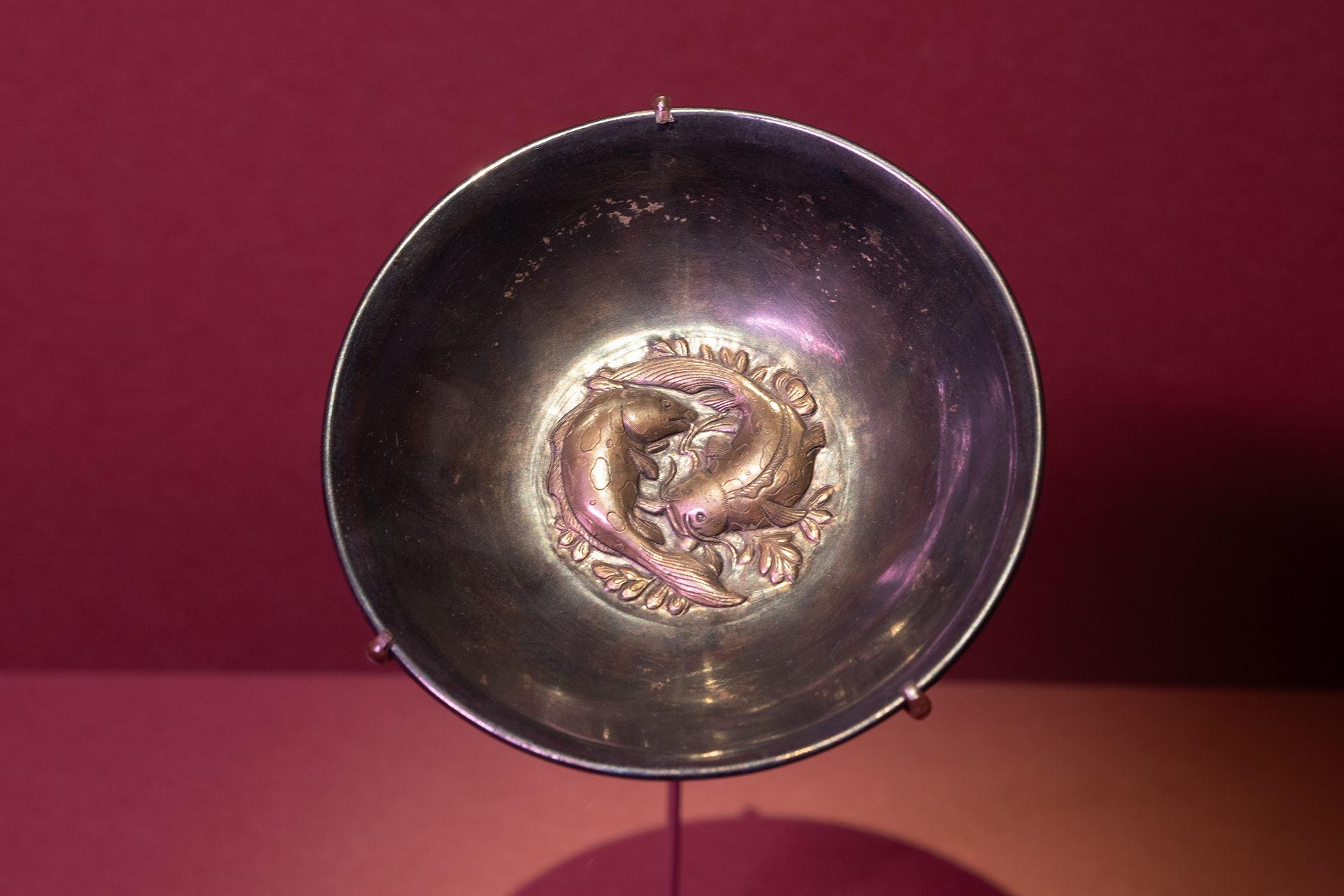 A Tang banquet of gold and silver