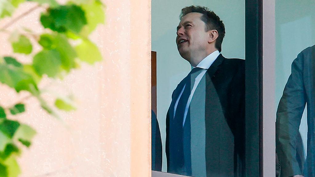 Elon Musk during a recess in the trial against OpenAI held at Dellums Federal Building in Oakland, California, the US, April 28, 2026. /VCG