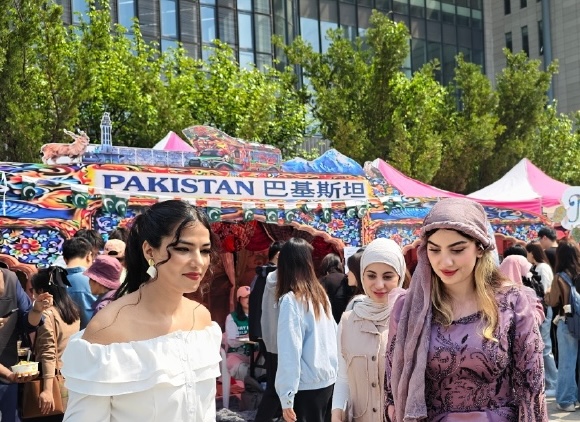 Pakistan's cultural booth is pictured at Jiangsu University's 16th International Culture Festival in Zhenjiang, east China's Jiangsu Province on April 25, 2026. /Jiangsu University  