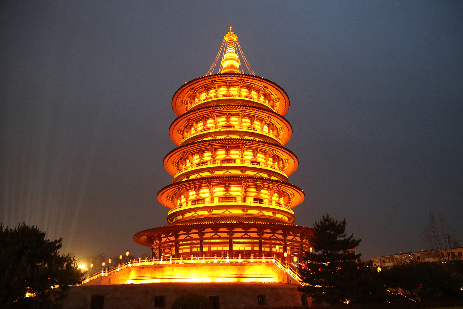 Tiantang in Luoyang, Henan Province is lit up at night. /CGTN